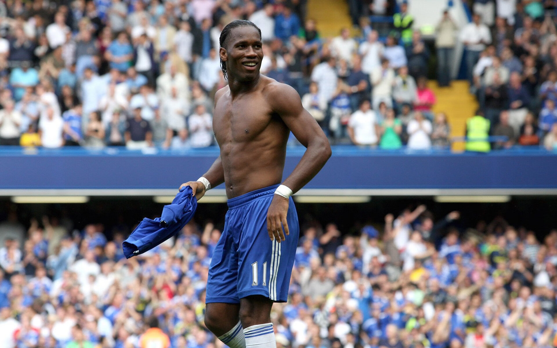 征服者双线告捷,绿狮咆哮欧陆,金童掌舵德甲